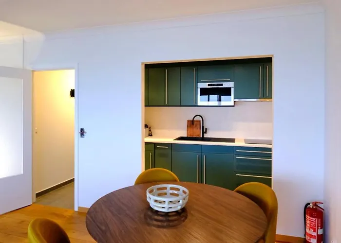 Apartment Europagalerij 231 *